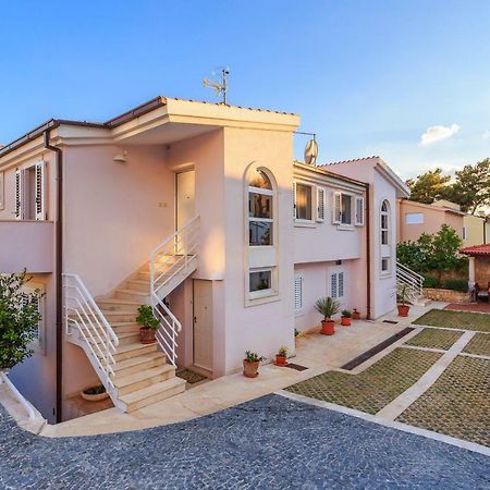 Holiday Home Lola, Sea On A Palm! Heated Pool Trogir Exterior photo