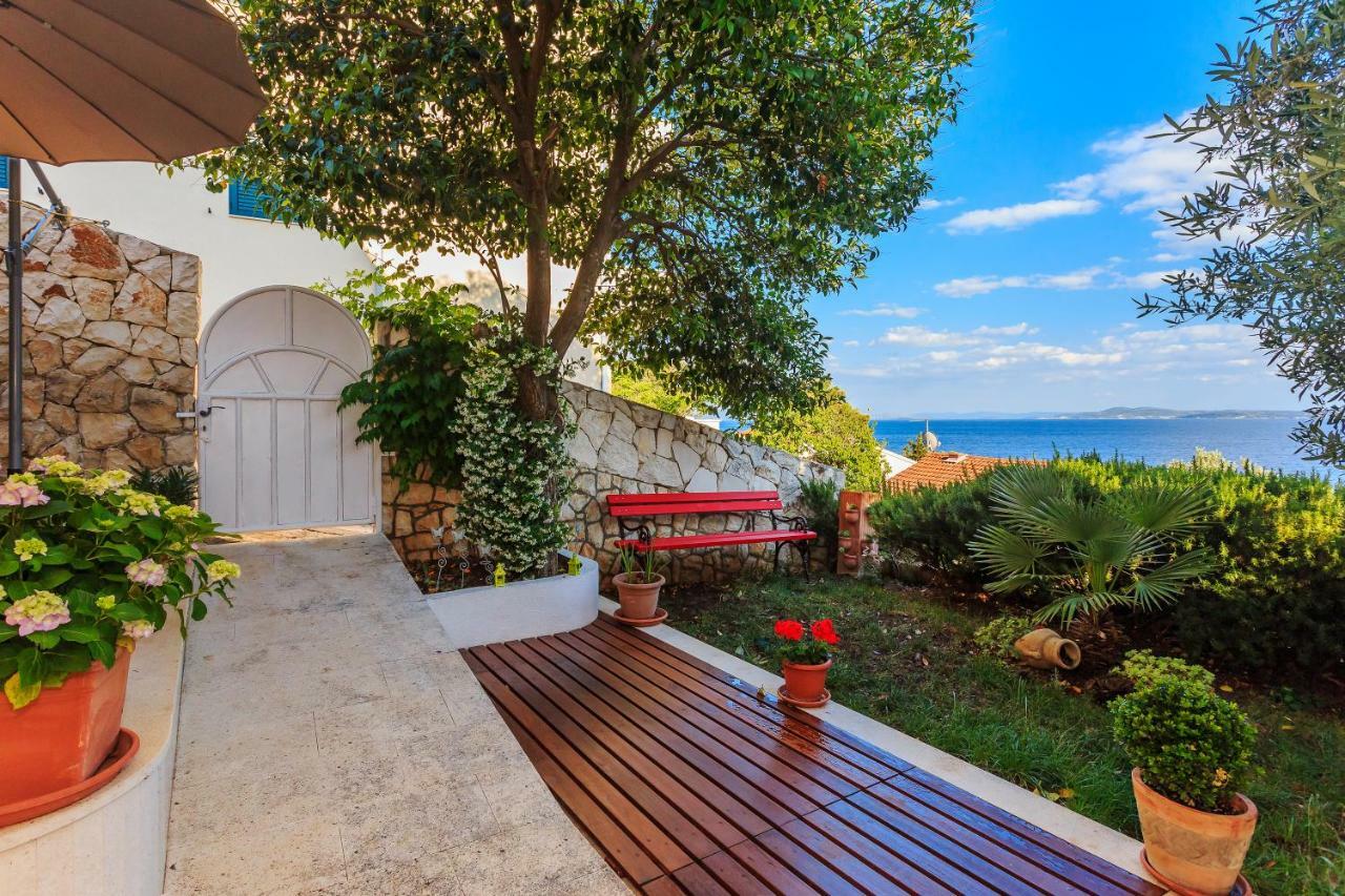 Holiday Home Lola, Sea On A Palm! Heated Pool Trogir Exterior photo