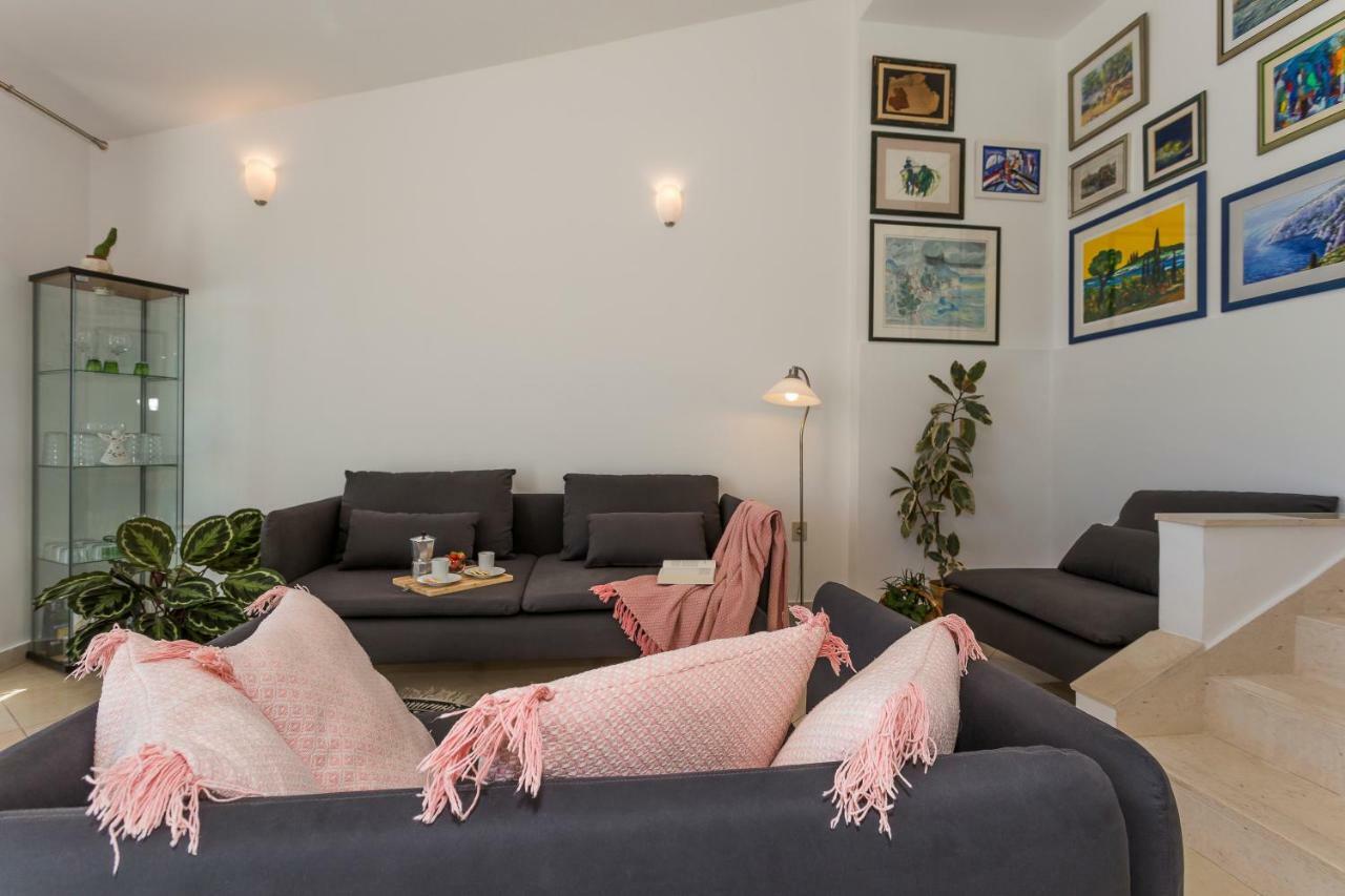 Holiday Home Lola, Sea On A Palm! Heated Pool Trogir Exterior photo