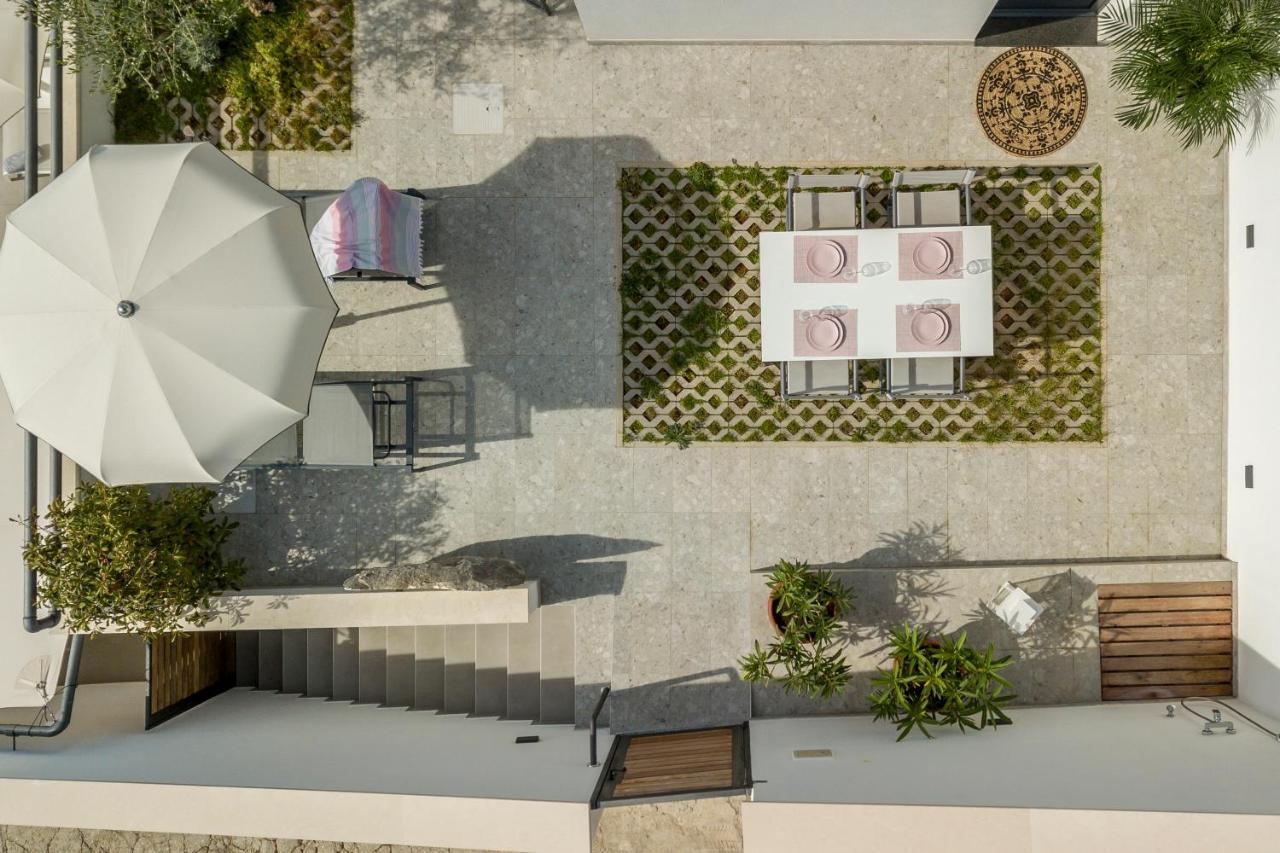 Holiday Home Lola, Sea On A Palm! Heated Pool Trogir Exterior photo