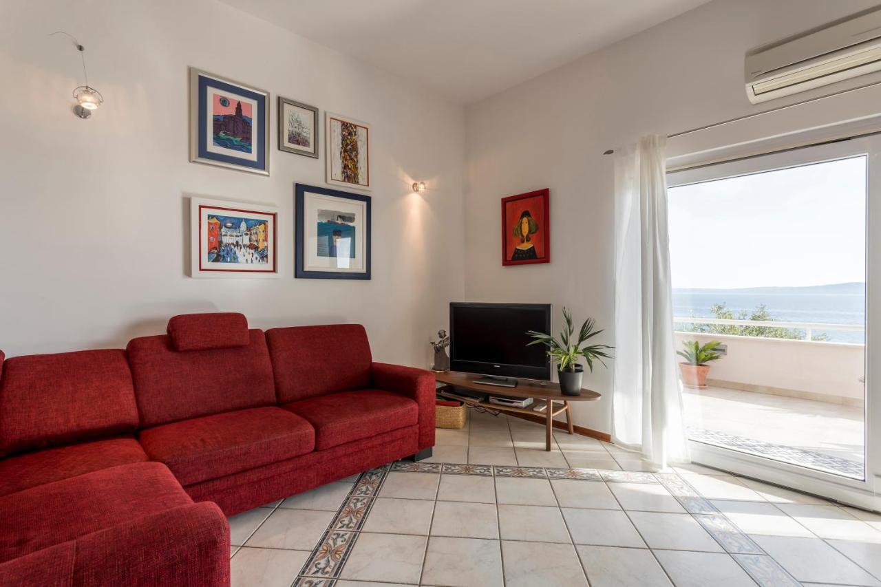Holiday Home Lola, Sea On A Palm! Heated Pool Trogir Exterior photo