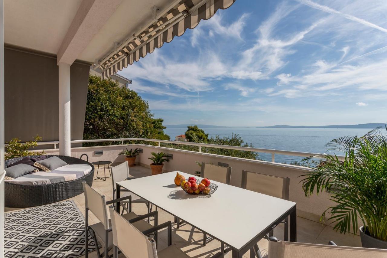 Holiday Home Lola, Sea On A Palm! Heated Pool Trogir Exterior photo